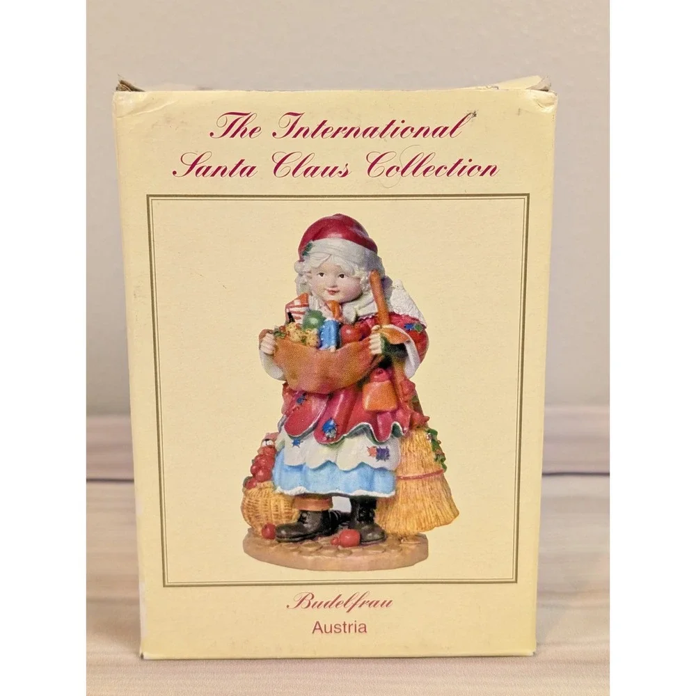 Budelfrau AUSTRIA SC55 International Santa Claus Collection Mrs. Claus
